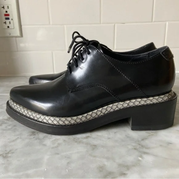 Acne Studios Lark Platform Oxford with Snakeskin Trim | Size 36 - Picture 9 of 12